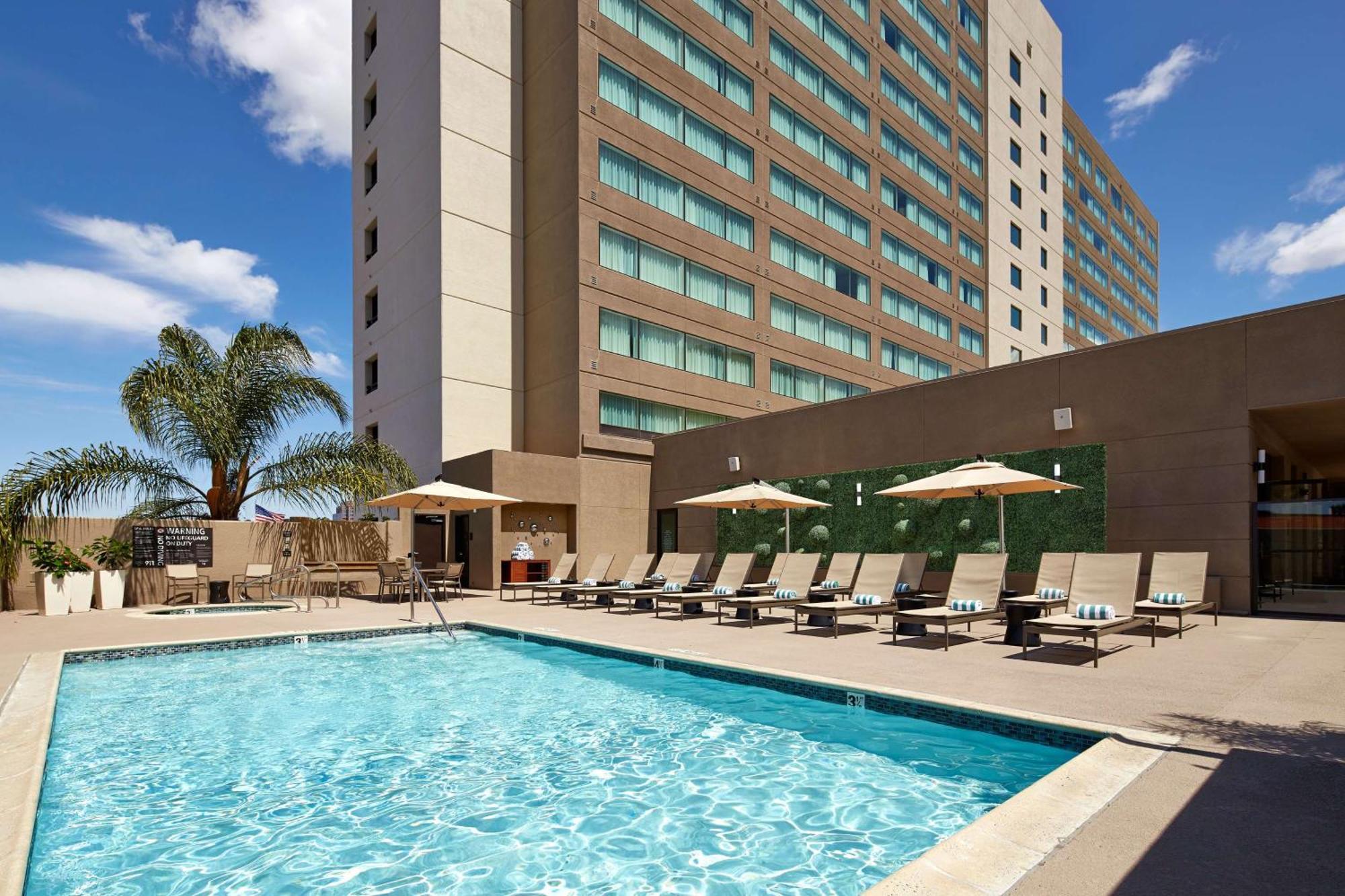 Hilton San Diego Mission Valley Exteriér fotografie